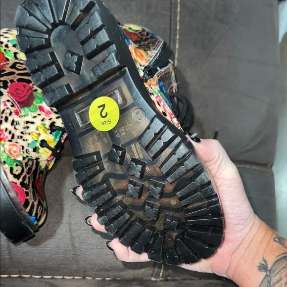 Betsey Johnson Floral Leopard Kids Boots - Picture 2 of 4